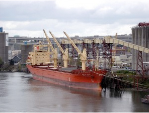Northwest Grain Shippers Claim Impasse; Dockworkers Stay on Job