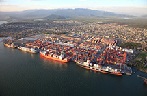 Santos shippers want port management change to cut inefficiency